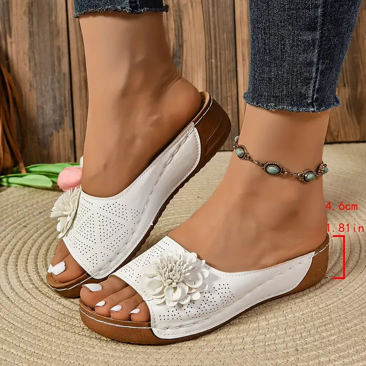 FLORA | Orthopedic Sandals with Floral Design