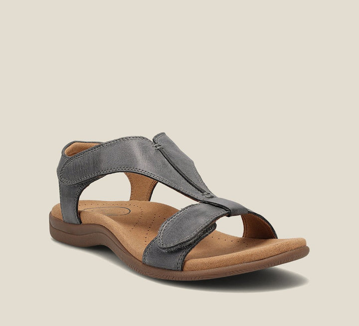 Carolyn | Women&