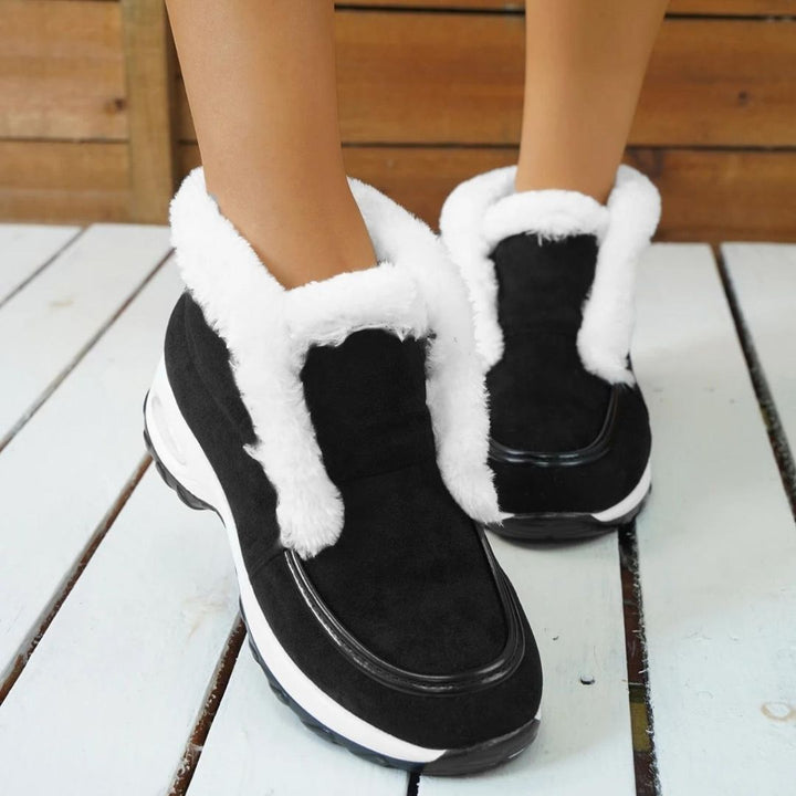 Maren | Women’s Pull-On Ankle Boots with Padded Collar and Chunky Sole