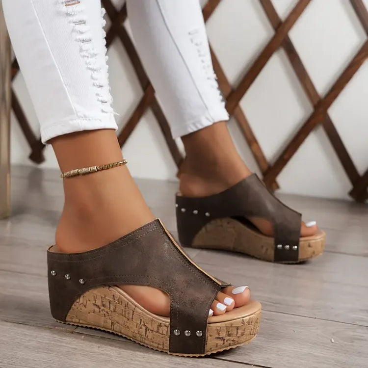 MELISSA - Elevated Sandals