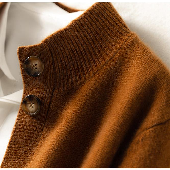 Lindsey | Classic Button-Up Cardigan