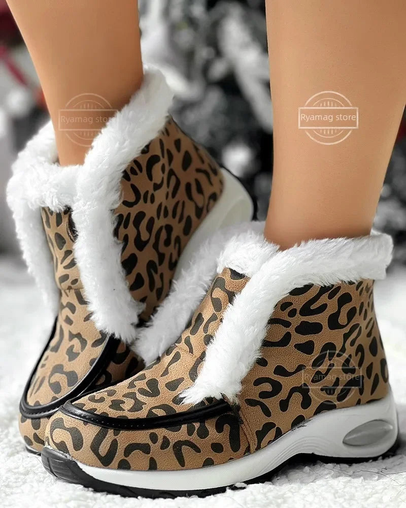 Maren | Women’s Pull-On Ankle Boots with Padded Collar and Chunky Sole