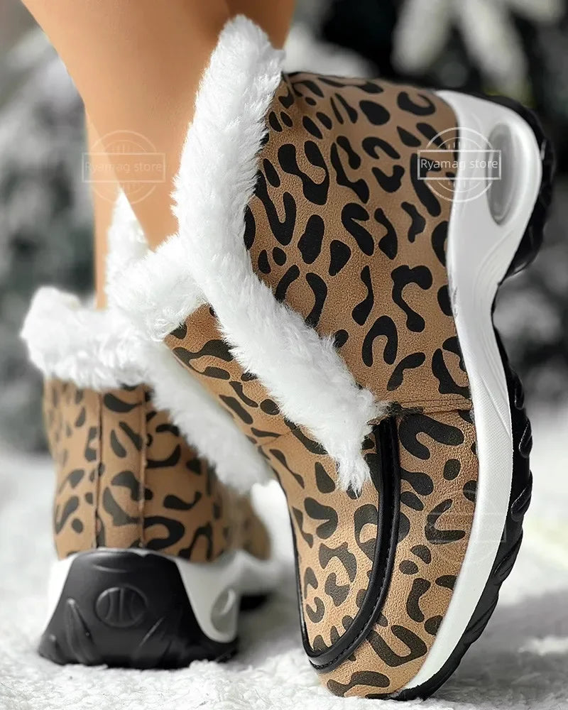 Maren | Women’s Pull-On Ankle Boots with Padded Collar and Chunky Sole