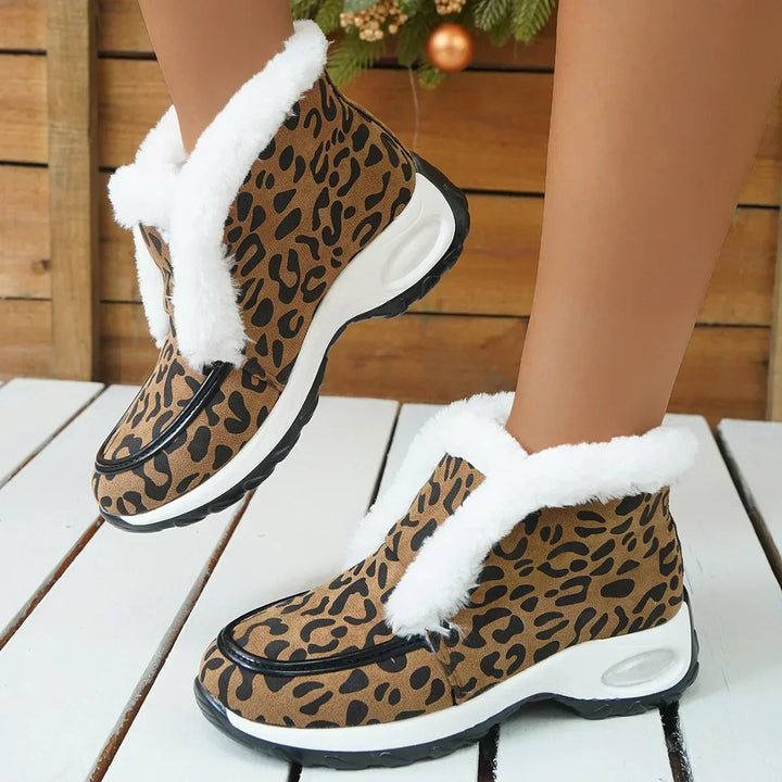Maren | Women’s Pull-On Ankle Boots with Padded Collar and Chunky Sole