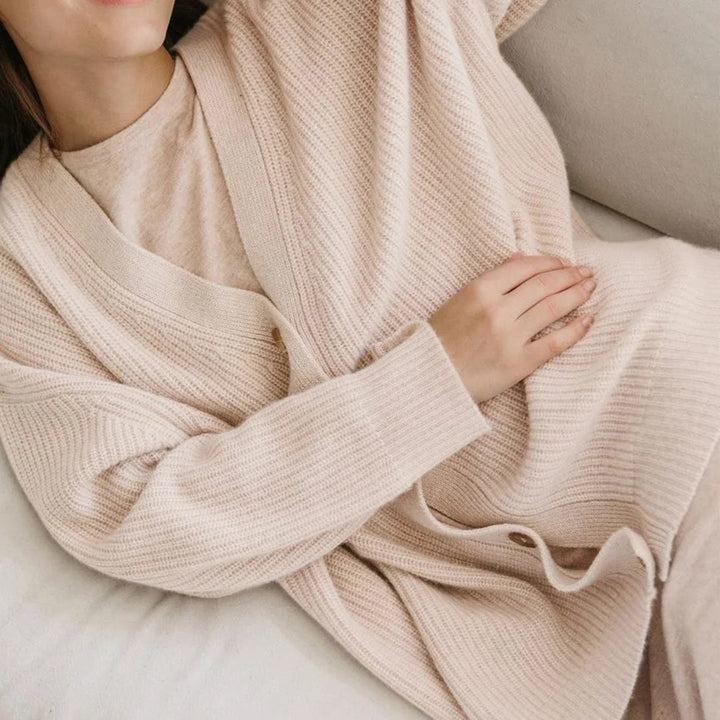 Alessia | Women’s Oversized Button-Front Cardigan