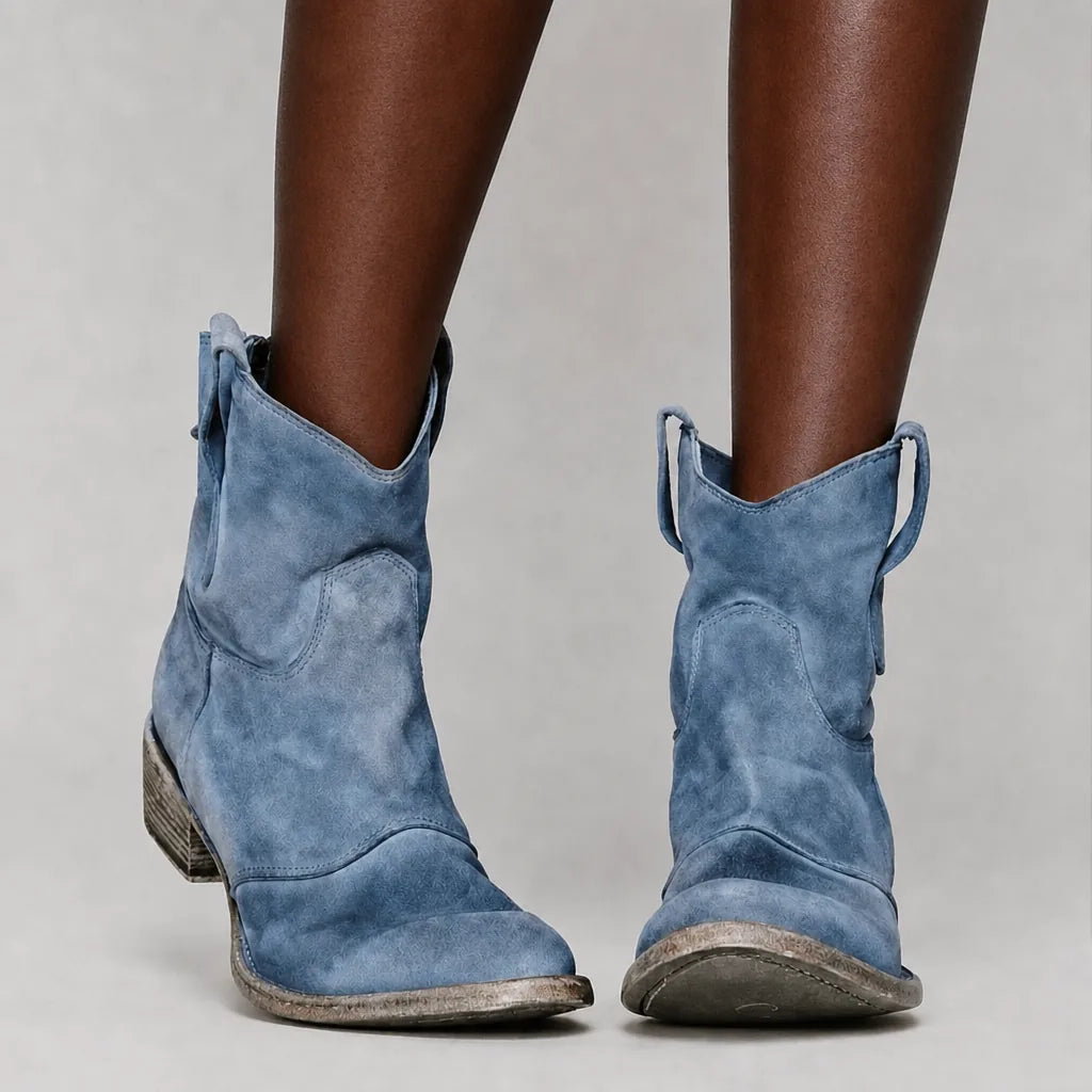Cynthia | Women&