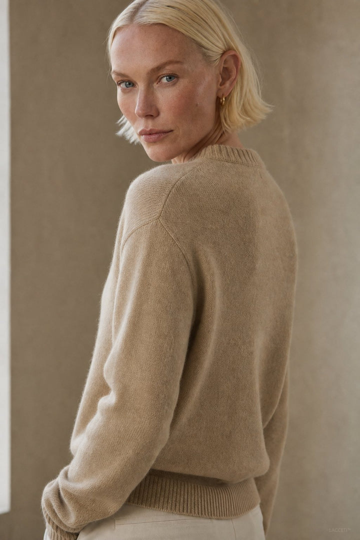 Lindsey | Classic Button-Up Cardigan