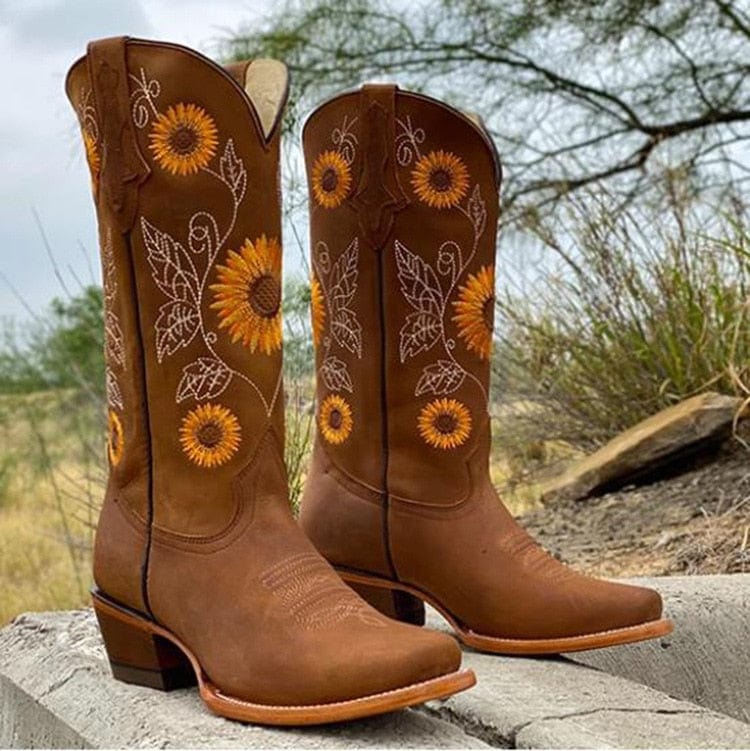 Suzanne | Women&