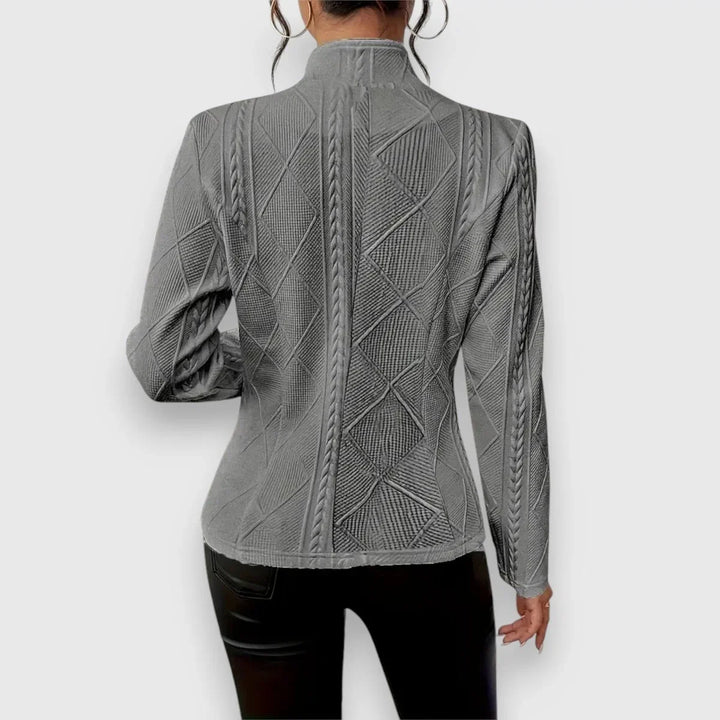 Evelyn | Elegant Cable Knit Button Sweater
