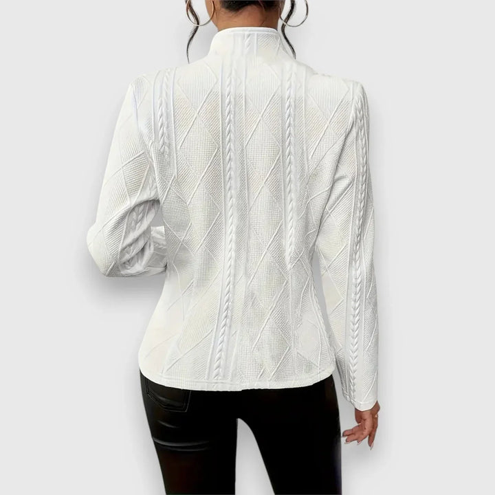 Evelyn | Elegant Cable Knit Button Sweater