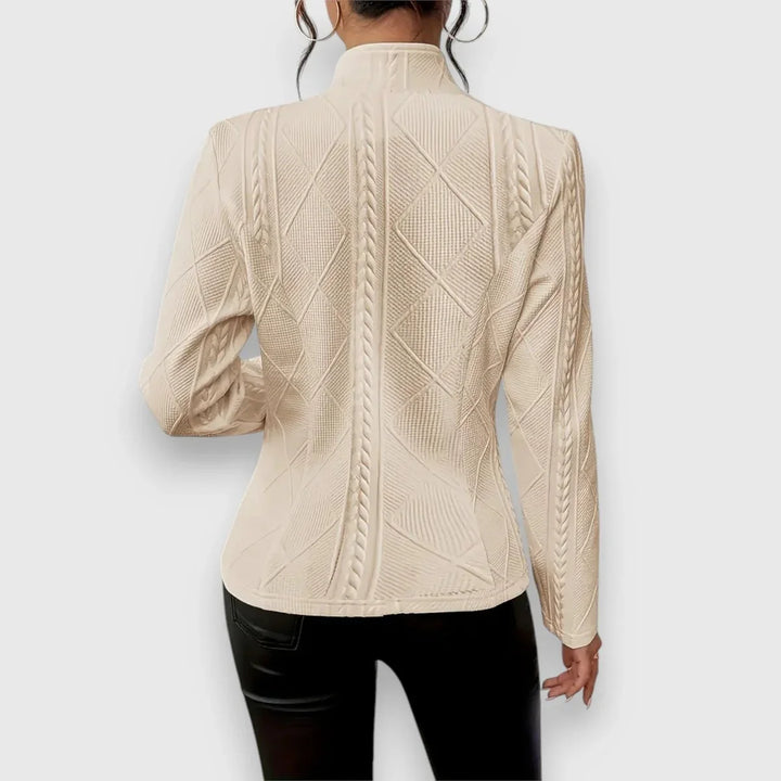Evelyn | Elegant Cable Knit Button Sweater